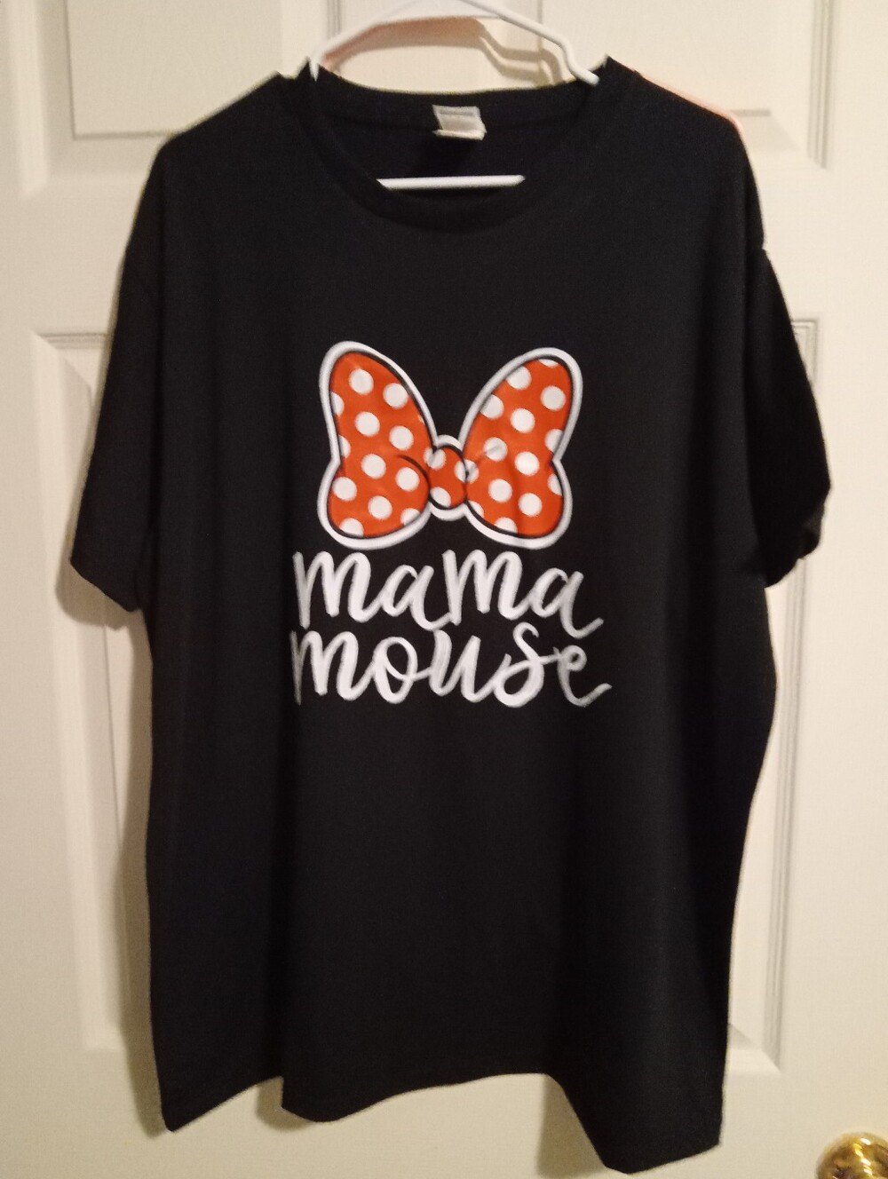 Mama Mouse Graphic Tee - Black with Red Bow